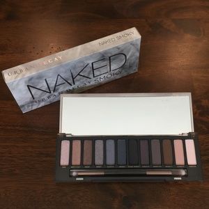 Urban Decay Naked Smoky